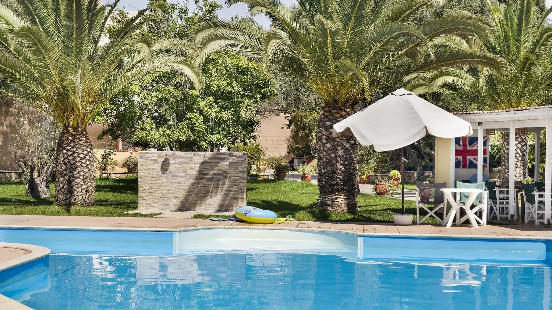 Helena Inn Kefalonia 斯沃伦塔 公寓