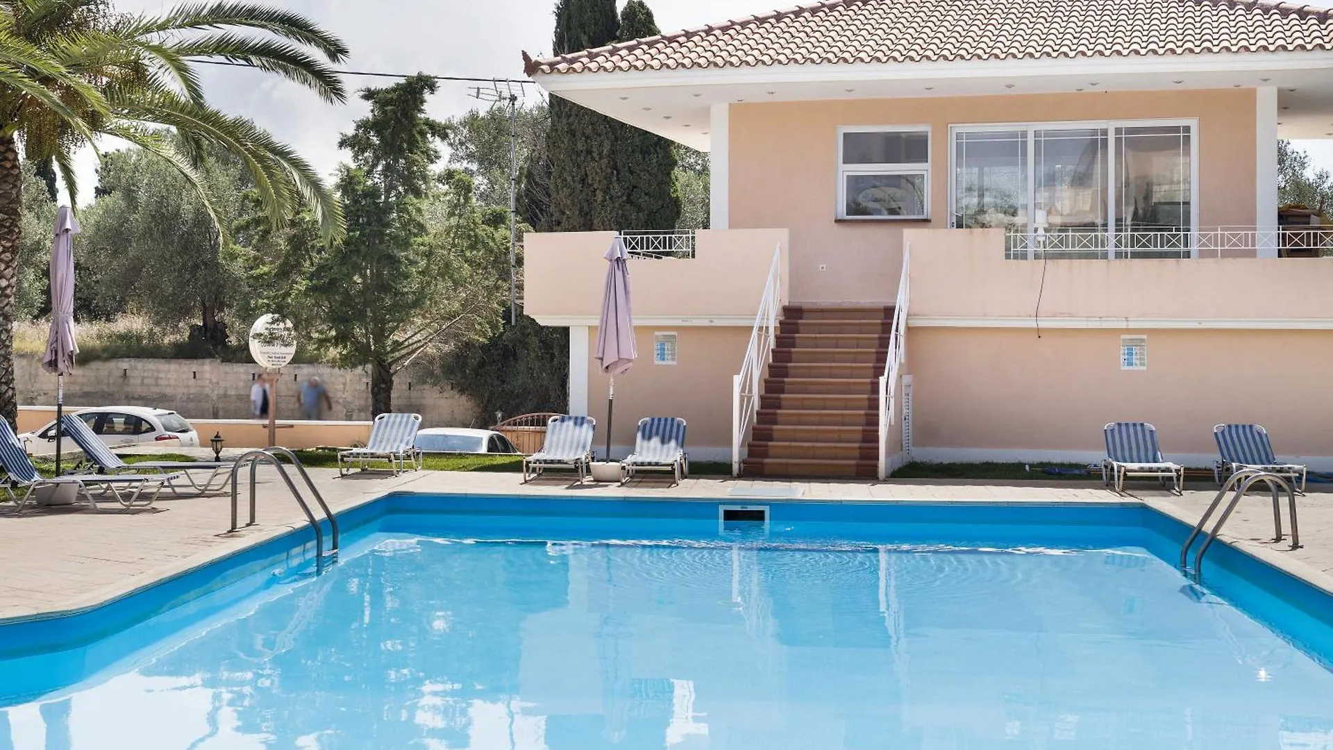 公寓 Helena Inn Kefalonia 斯沃伦塔