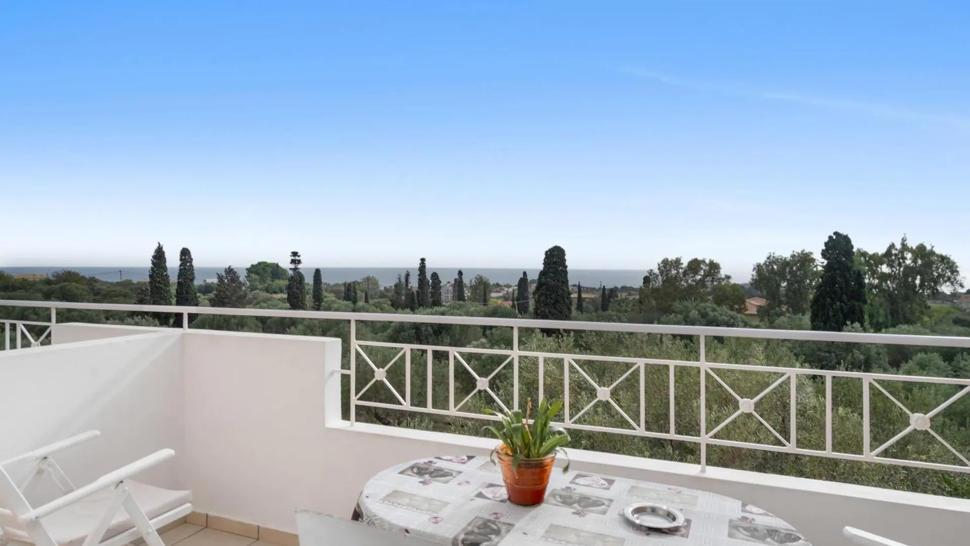 公寓 Helena Inn Kefalonia 斯沃伦塔